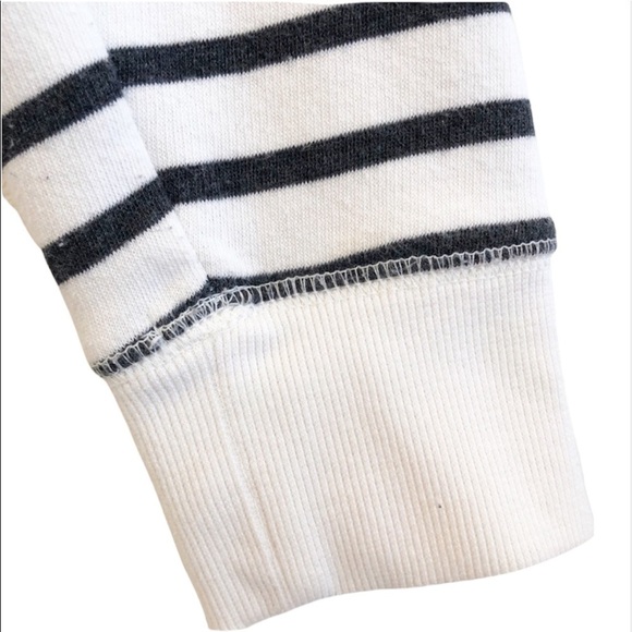 Old NAVY “Hello There”’Graphic Striped Sweatshirt Size Small in Black and White - Picture 8 of 14